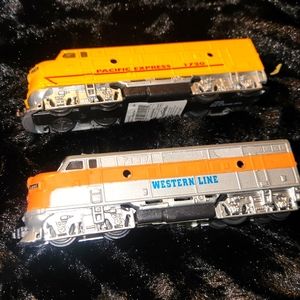 2 toysmith train engine pull back trains